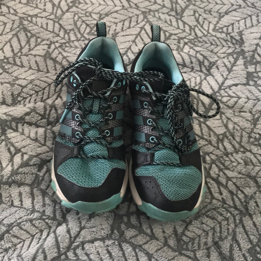 Like new! Running shoes  🏃🏽‍♀️